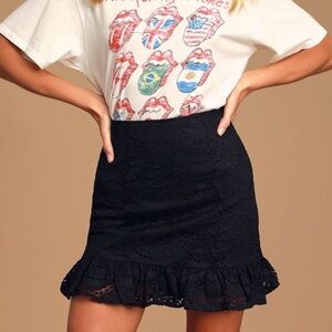 NWT - Lulus Skyla Black Lace Embroidered Mini Skirt - Size XS